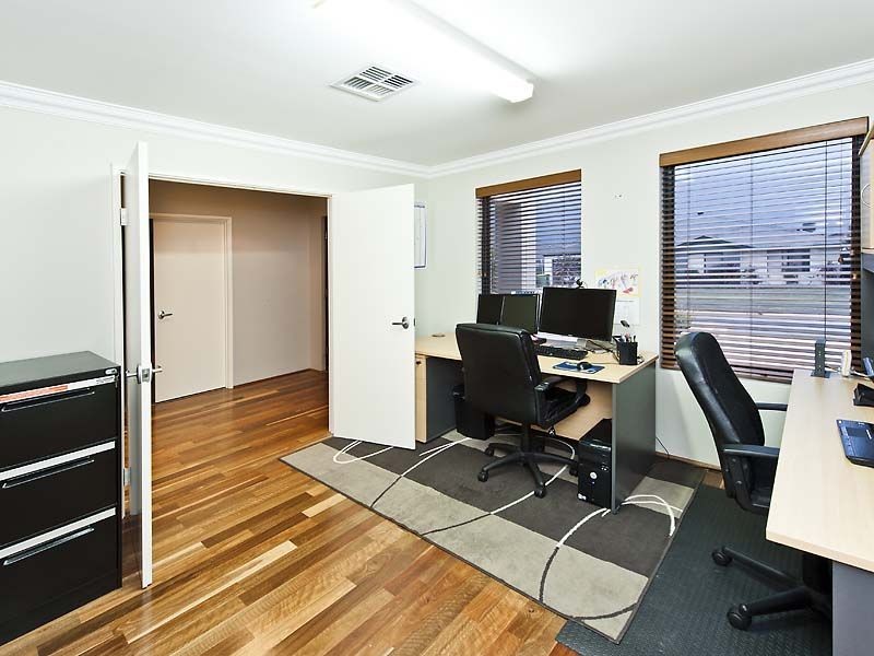 6 Mallard Way, Baldivis WA 6171
