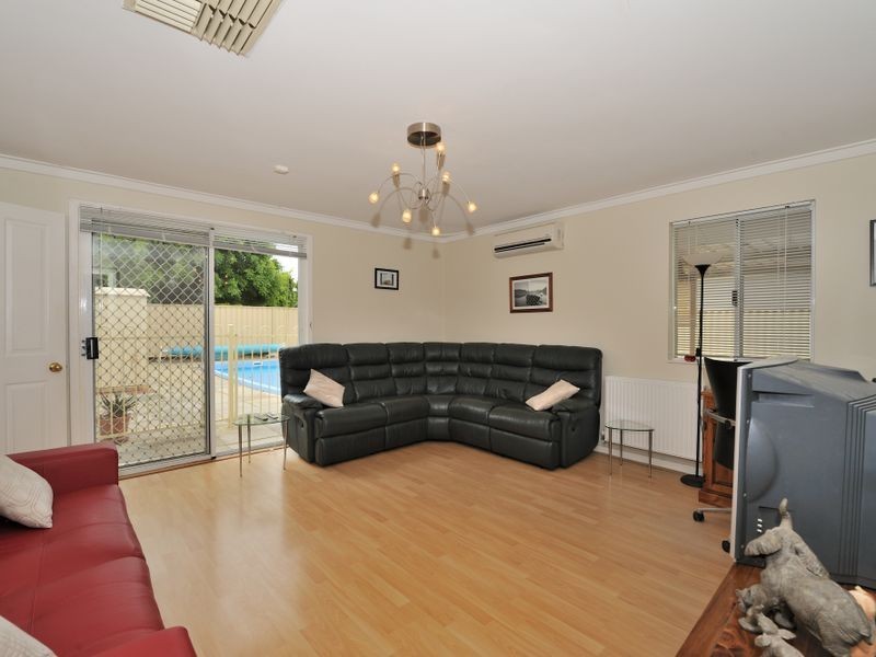 1 Carina Close, Rockingham WA 6168