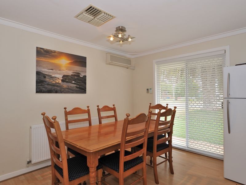 1 Carina Close, Rockingham WA 6168