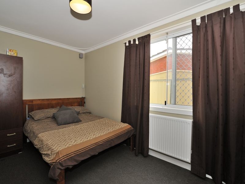 1 Carina Close, Rockingham WA 6168