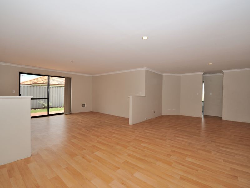 4 Whitehaven Place, Secret Harbour WA 6173