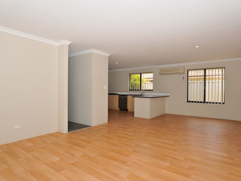 4 Whitehaven Place, Secret Harbour WA 6173