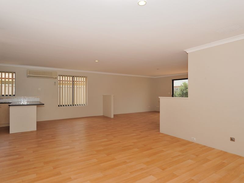 4 Whitehaven Place, Secret Harbour WA 6173