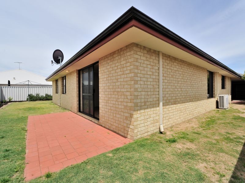 4 Whitehaven Place, Secret Harbour WA 6173