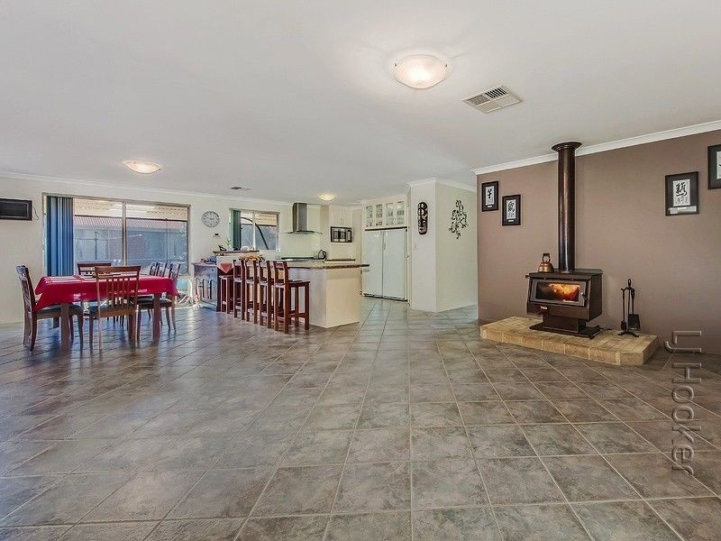 12 Mardja Loop, Mardella WA 6125