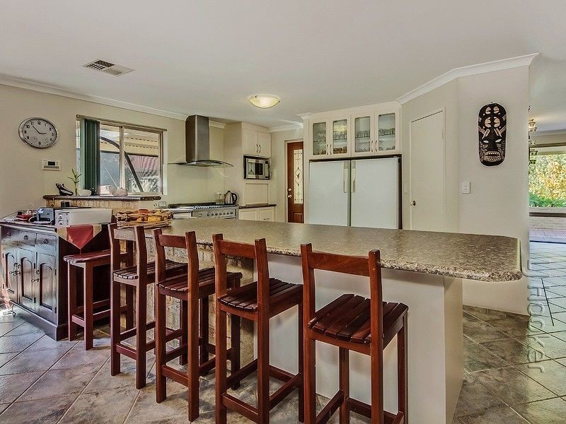 12 Mardja Loop, Mardella WA 6125