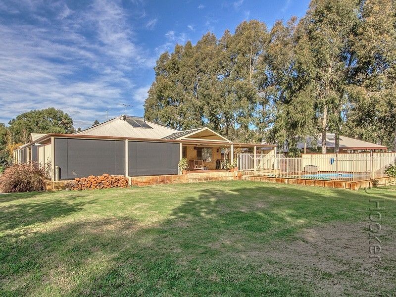 12 Mardja Loop, Mardella WA 6125