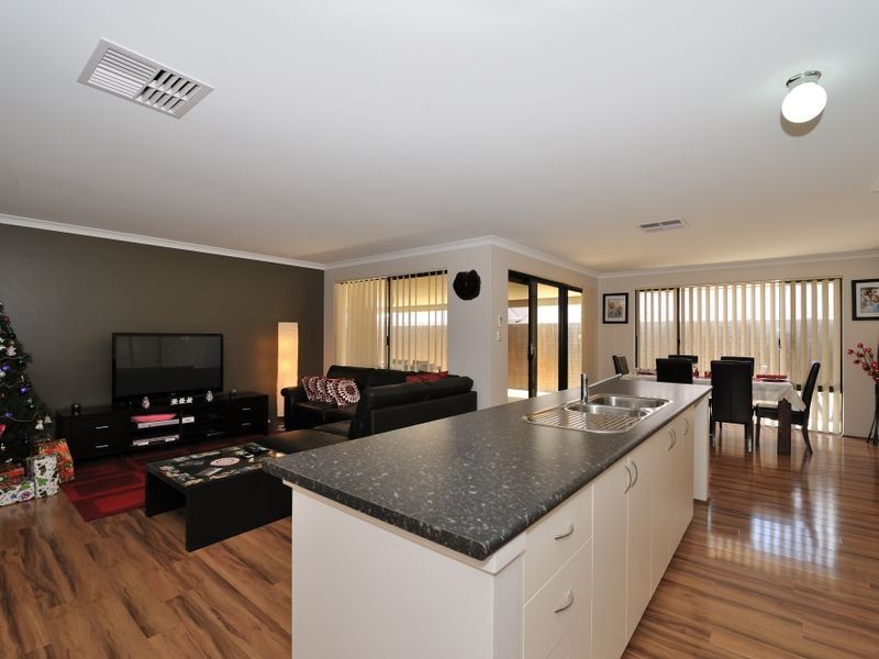 13 Tenterden Way, Baldivis WA 6171