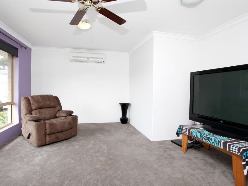 3 Flag Court, Cooloongup WA 6168