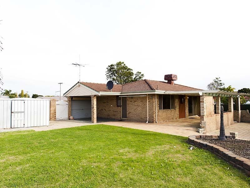 7 Rakoa Place, Cooloongup WA 6168
