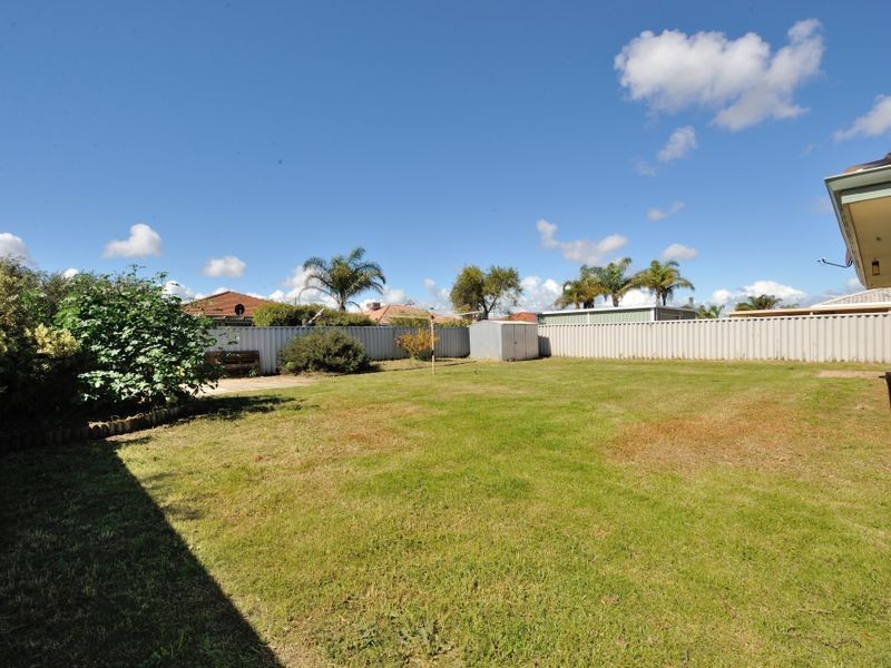 48 Colville Street, Waikiki WA 6169