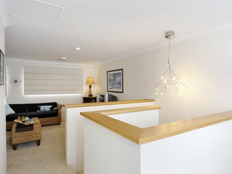 4 Lowlands Crescent, Secret Harbour WA 6173