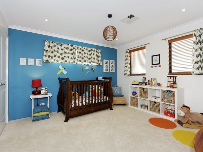 4 Lowlands Crescent, Secret Harbour WA 6173