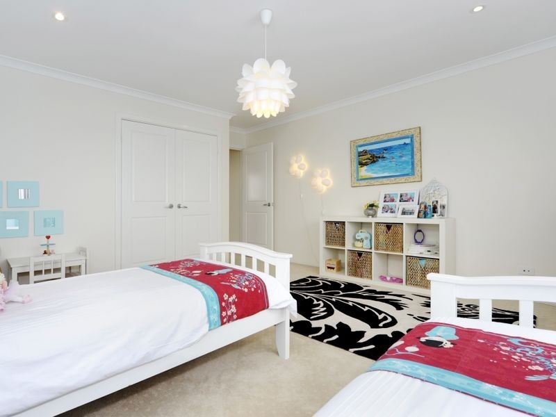 4 Lowlands Crescent, Secret Harbour WA 6173