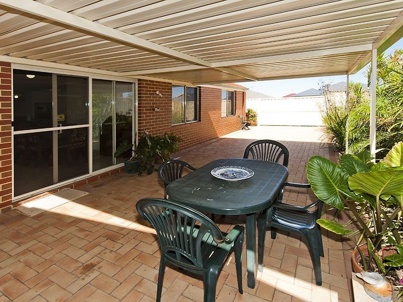 112 Kendall Blvd, Baldivis WA 6171
