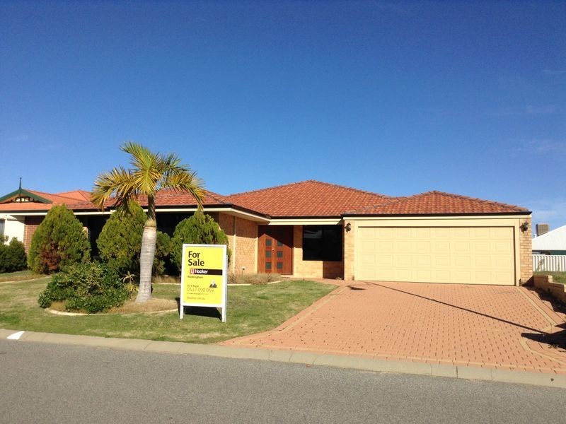 31 Santa Cruz Parkway, Secret Harbour WA 6173