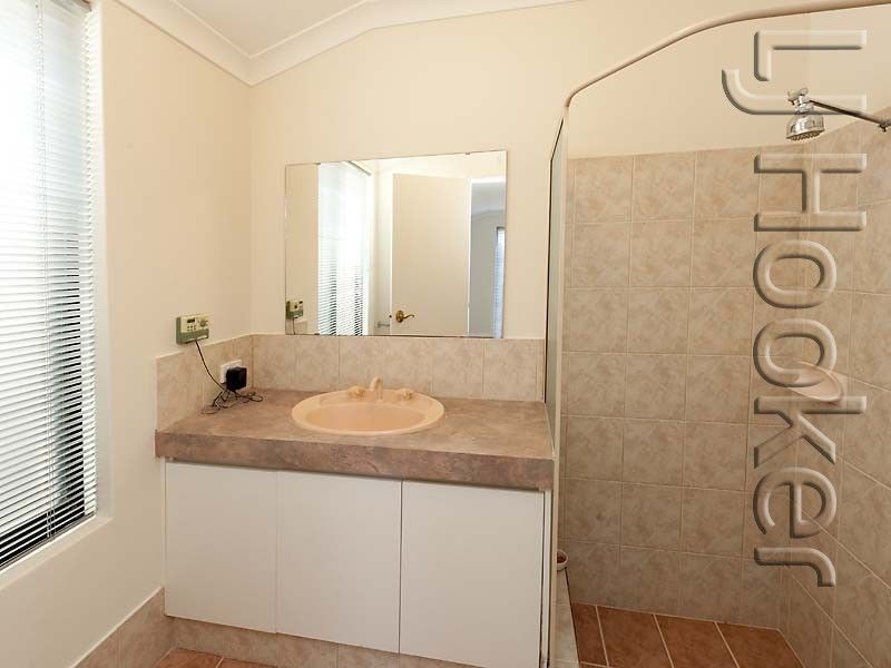 31 Santa Cruz Parkway, Secret Harbour WA 6173