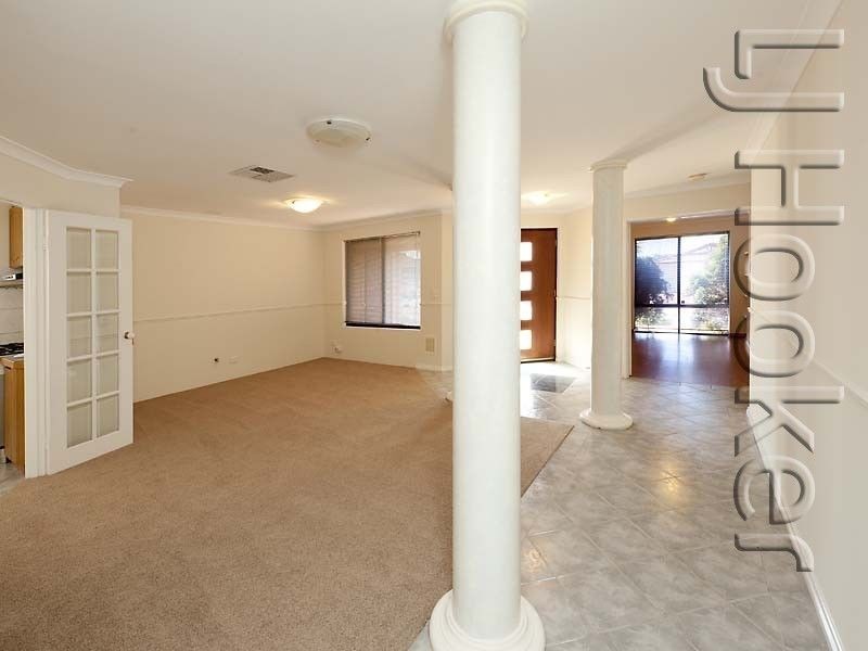 31 Santa Cruz Parkway, Secret Harbour WA 6173