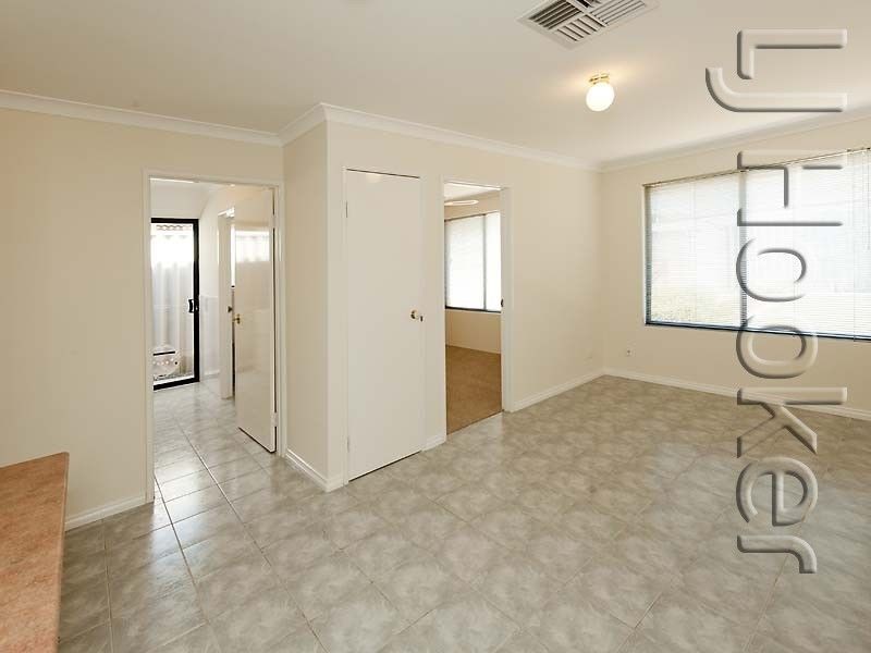 31 Santa Cruz Parkway, Secret Harbour WA 6173