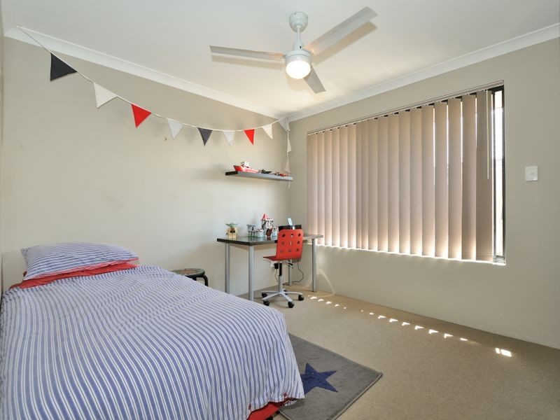 8 River Gums Boulevard, Baldivis WA 6171