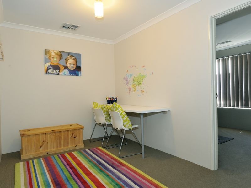 8 River Gums Boulevard, Baldivis WA 6171