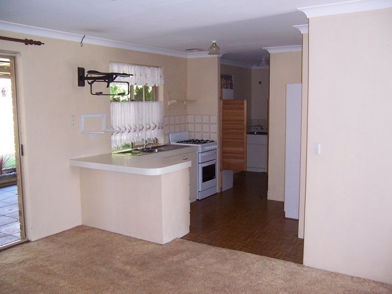9 Jaugle Place, Waikiki WA 6169