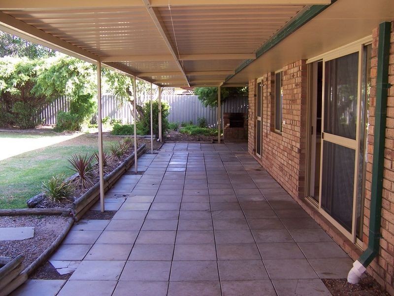 9 Jaugle Place, Waikiki WA 6169