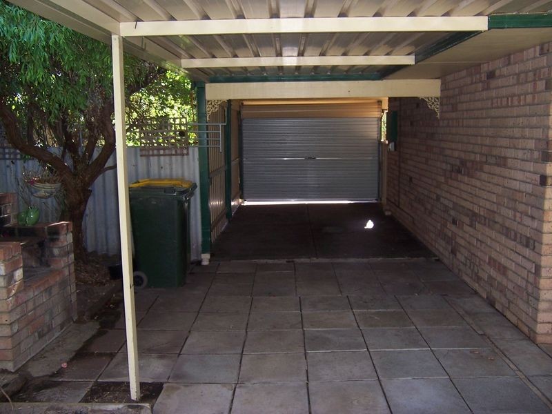 9 Jaugle Place, Waikiki WA 6169