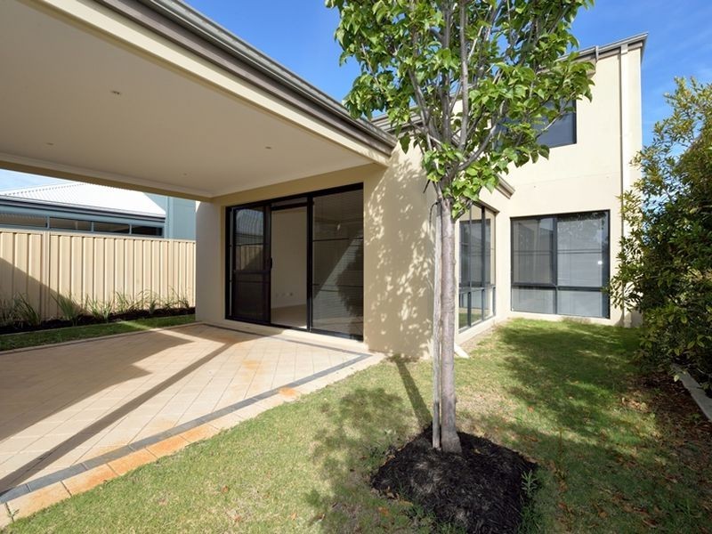 60 Waterfront Parkway, Shoalwater WA 6169