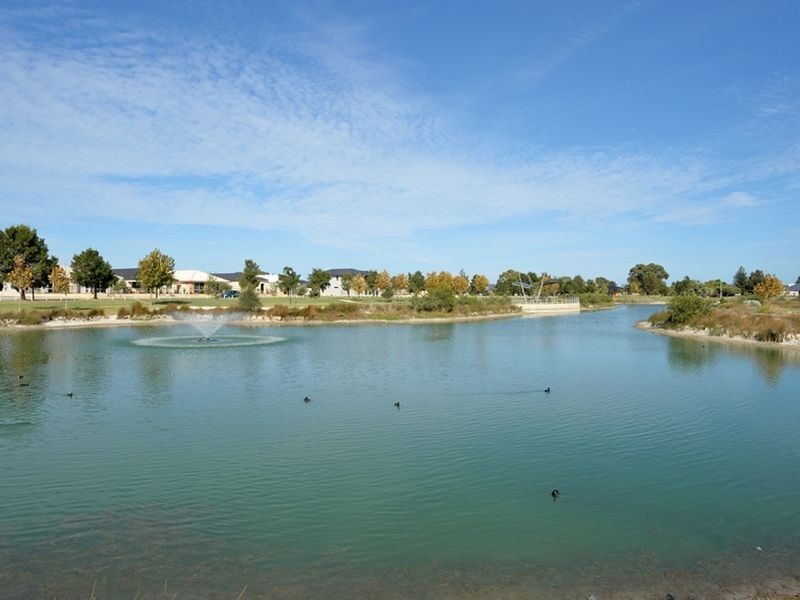 60 Waterfront Parkway, Shoalwater WA 6169