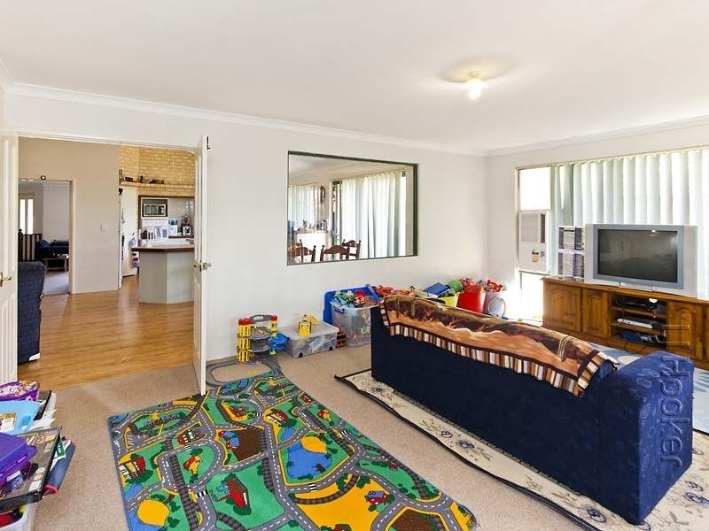 135 Grand Ocean Boulevard, Port Kennedy WA 6172