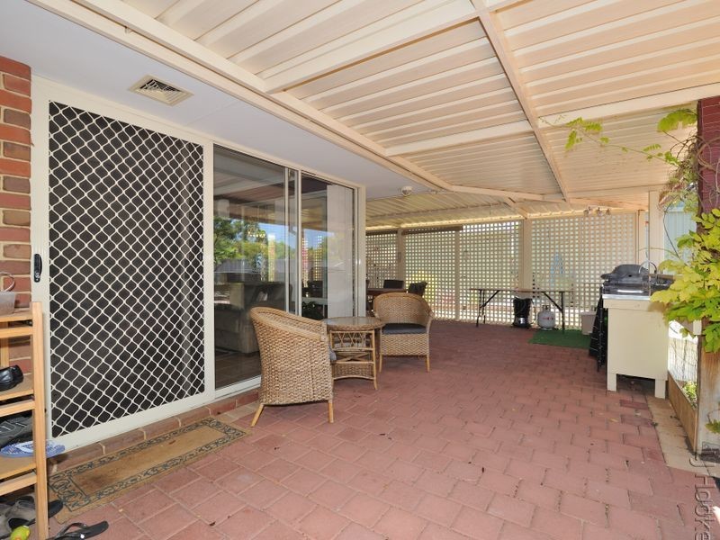 9 Fairway Place, Cooloongup WA 6168