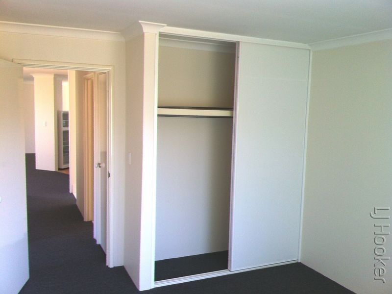10/6 Elanora Drive, Cooloongup WA 6168