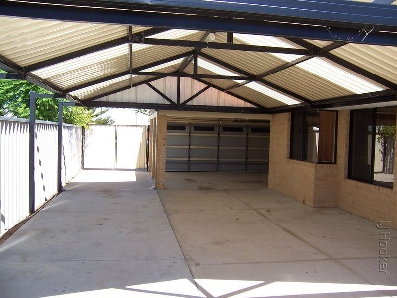 48 Chelmsford Avenue, Port Kennedy WA 6172