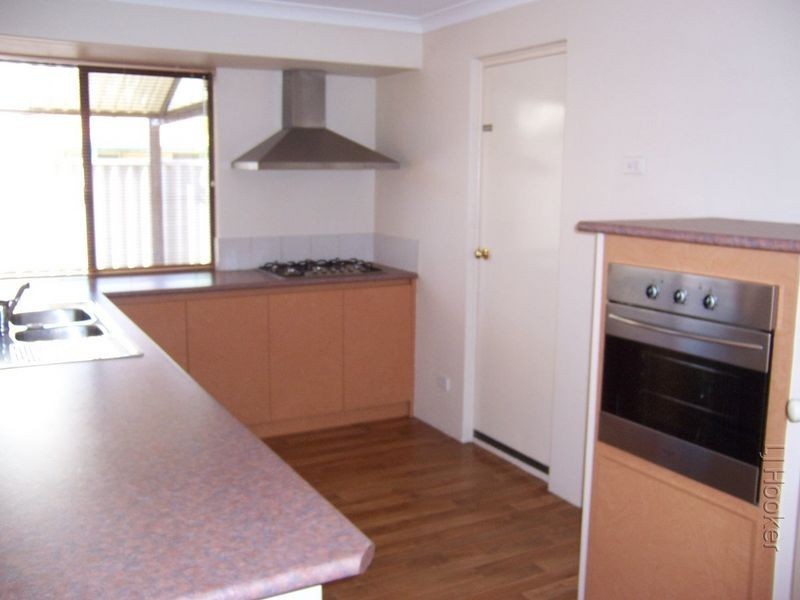 48 Chelmsford Avenue, Port Kennedy WA 6172