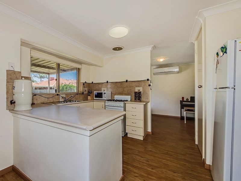 33 Tradewinds Drive, Safety Bay WA 6169