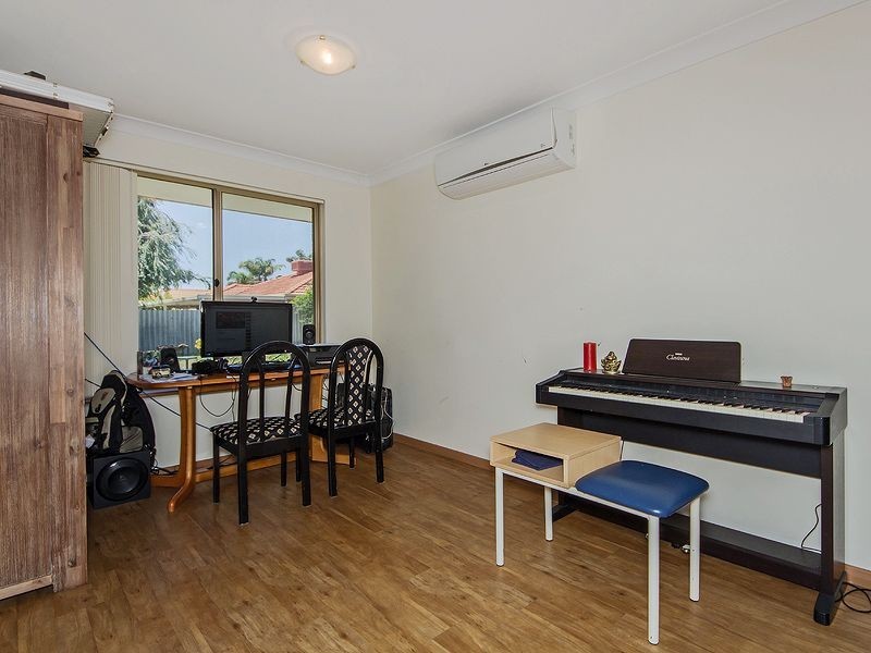 33 Tradewinds Drive, Safety Bay WA 6169