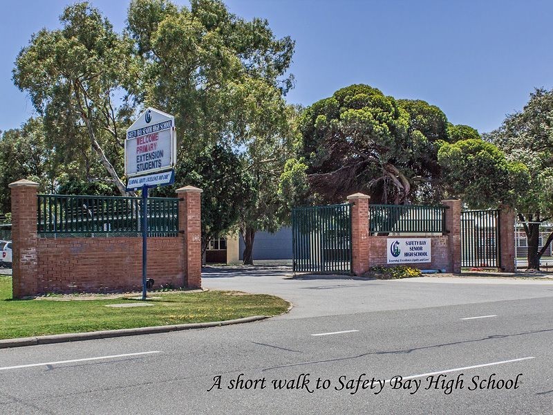 33 Tradewinds Drive, Safety Bay WA 6169