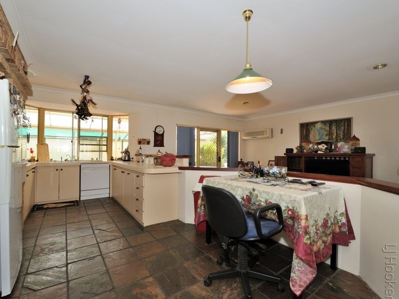 41 Woodbridge Drive, Cooloongup WA 6168