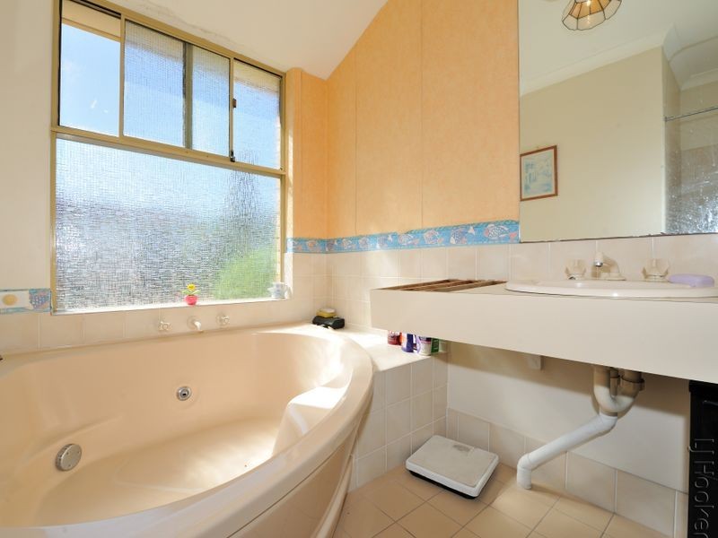 41 Woodbridge Drive, Cooloongup WA 6168