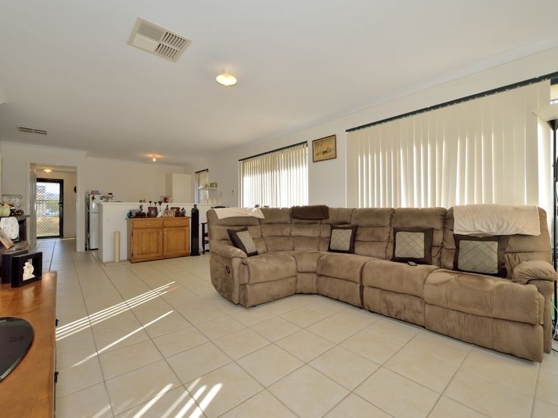 11 Boobook Lane, Baldivis WA 6171