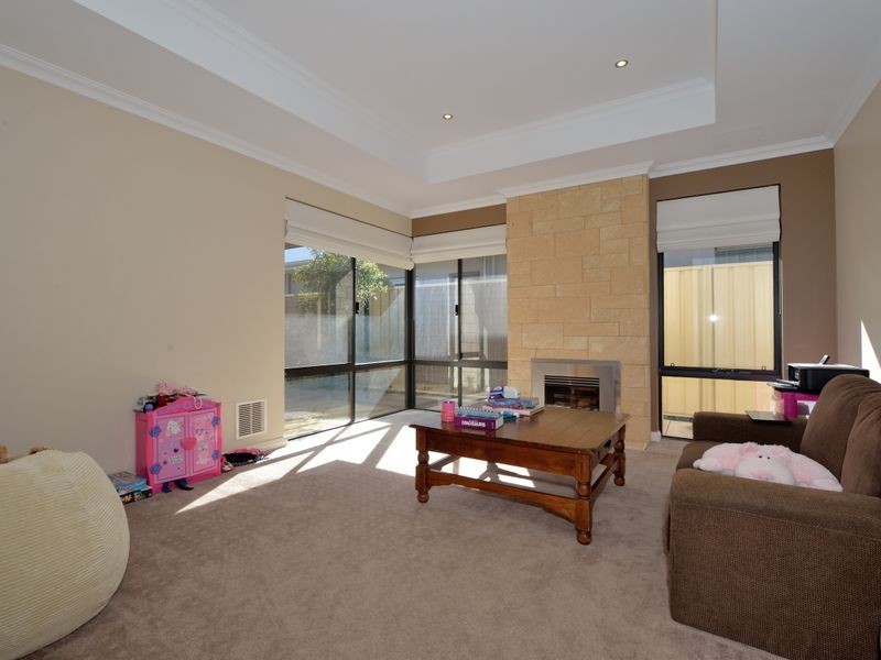 43 Three Bears Loop, Secret Harbour WA 6173