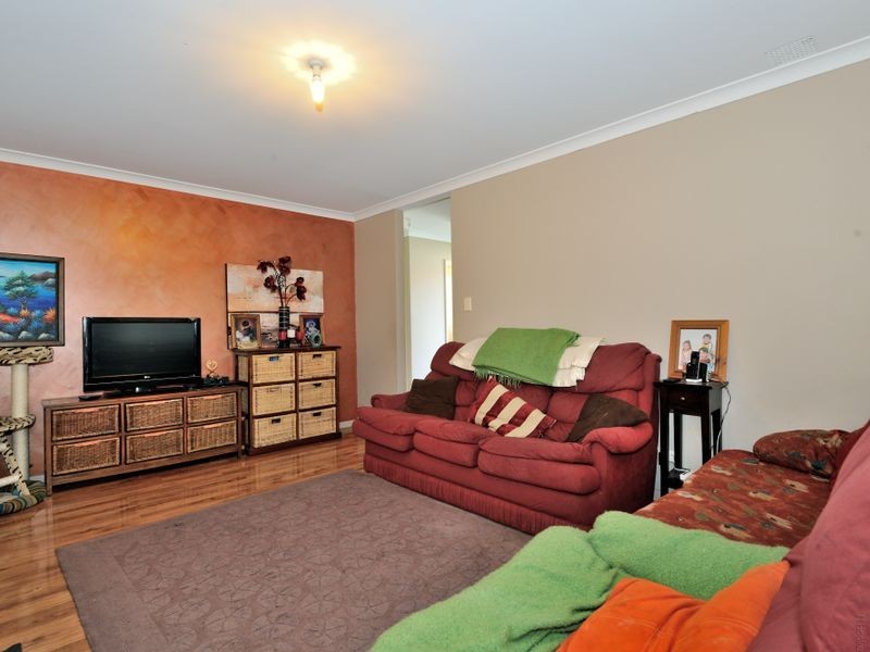 35 Pastrana Crescent, Port Kennedy WA 6172