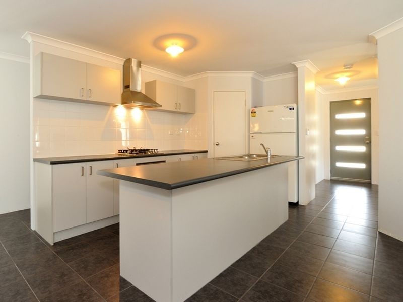 6 Lastovo Lane, Secret Harbour WA 6173