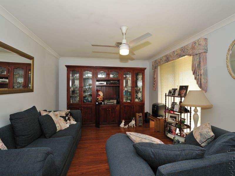 11 Canterbury Terrace, Meadow Springs WA 6210