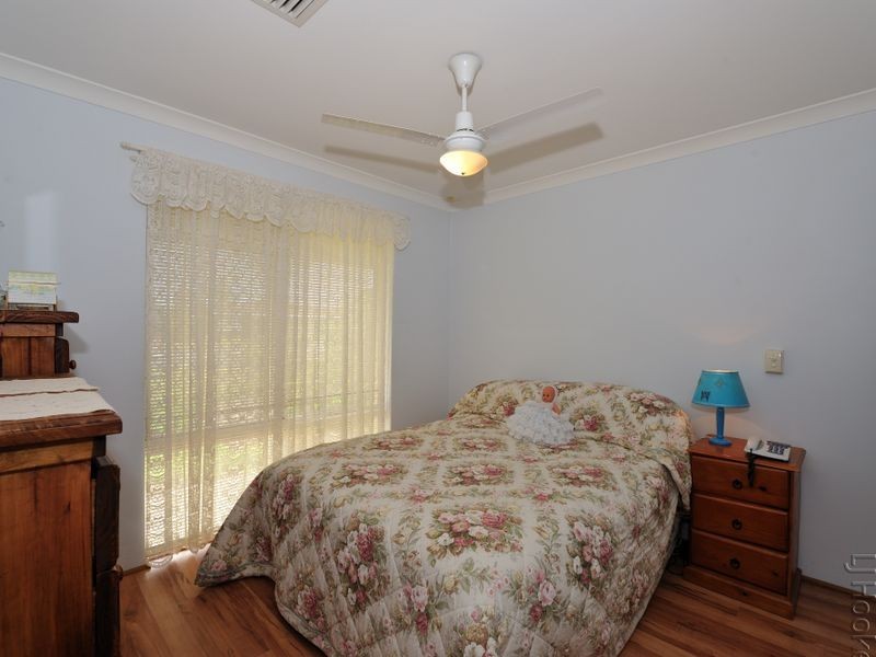 11 Canterbury Terrace, Meadow Springs WA 6210