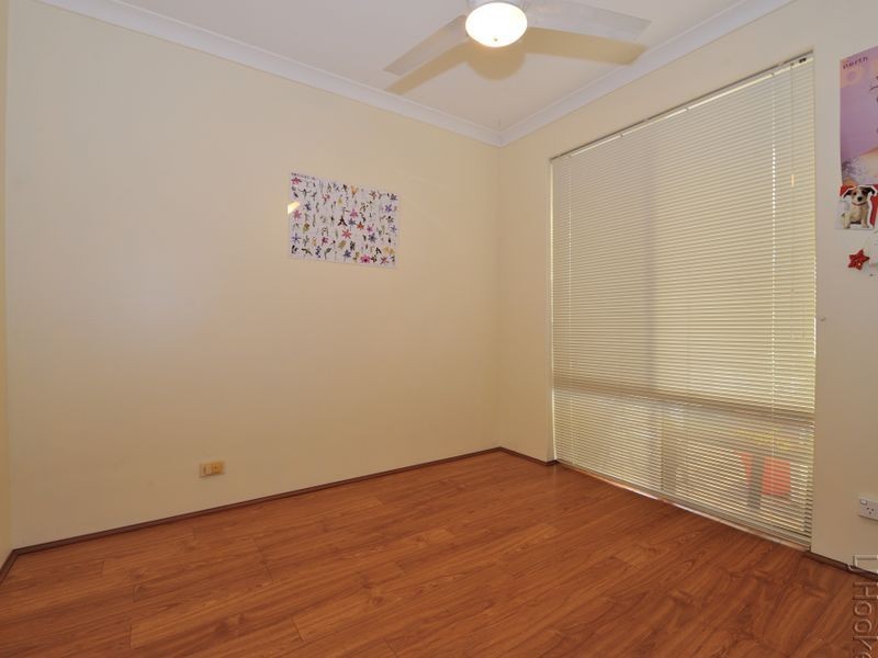 11 Canterbury Terrace, Meadow Springs WA 6210
