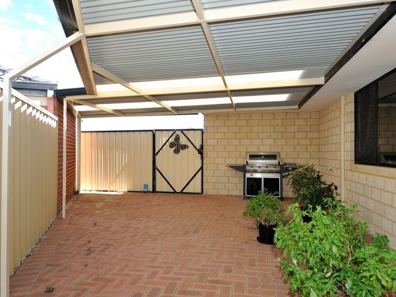 7 Fremont Crescent, Secret Harbour WA 6173