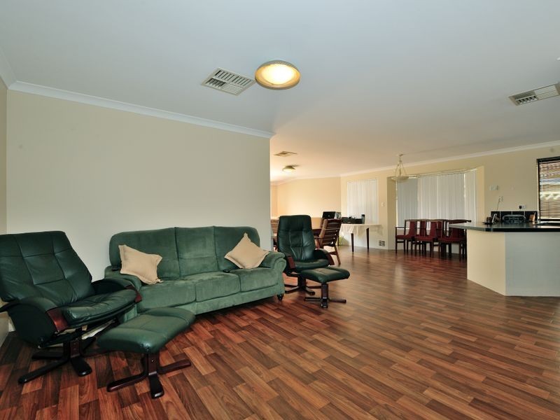 7 Fremont Crescent, Secret Harbour WA 6173