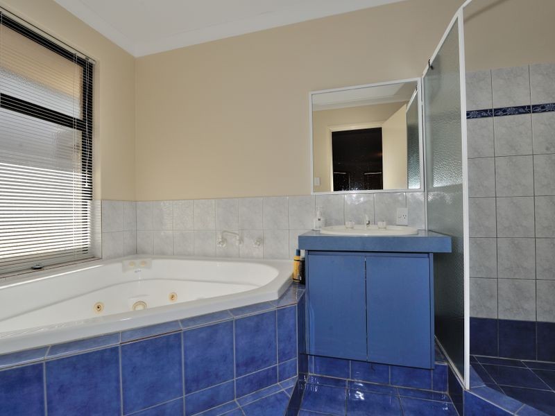 7 Fremont Crescent, Secret Harbour WA 6173